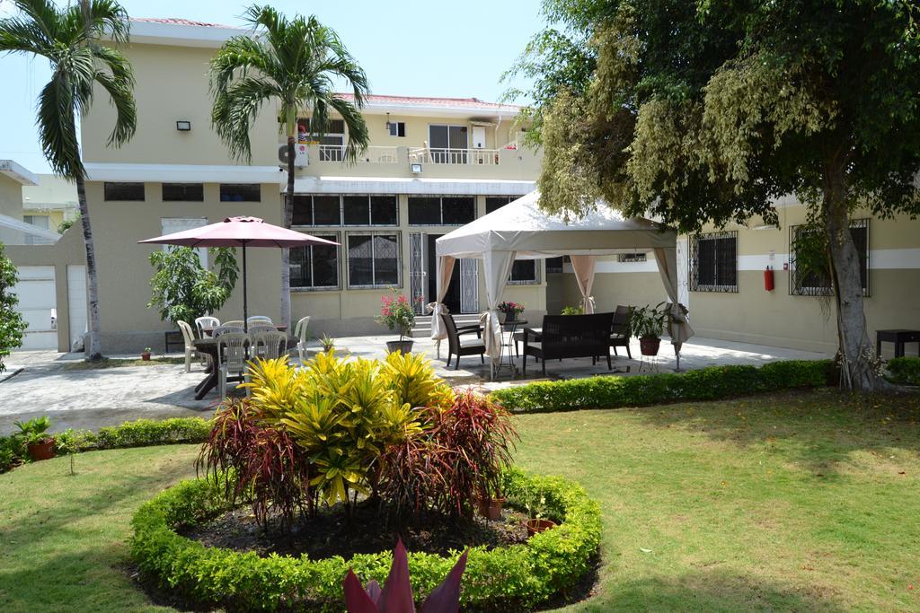Urdesa Suites Hotel Guayaquil Bagian luar foto