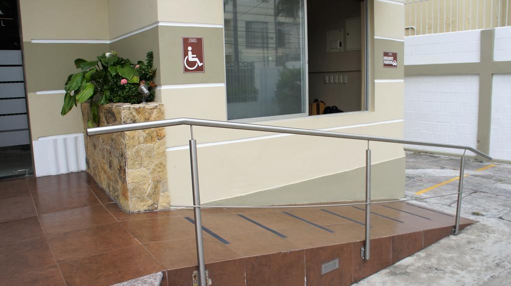 Urdesa Suites Hotel Guayaquil Bagian luar foto