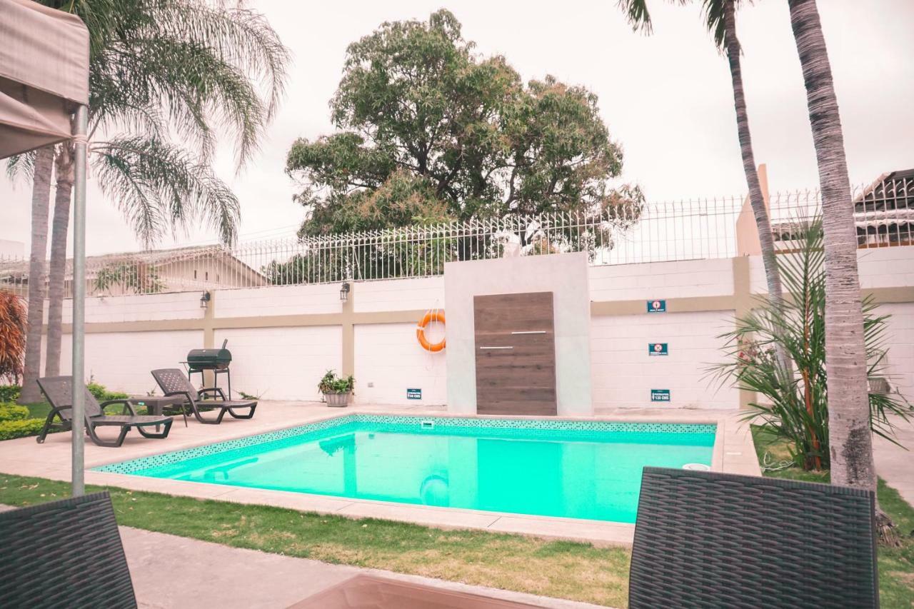 Urdesa Suites Hotel Guayaquil Bagian luar foto