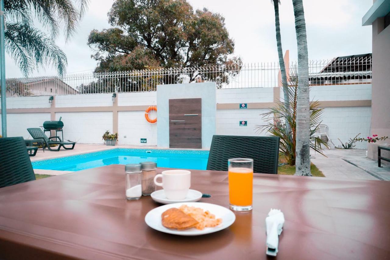 Urdesa Suites Hotel Guayaquil Bagian luar foto
