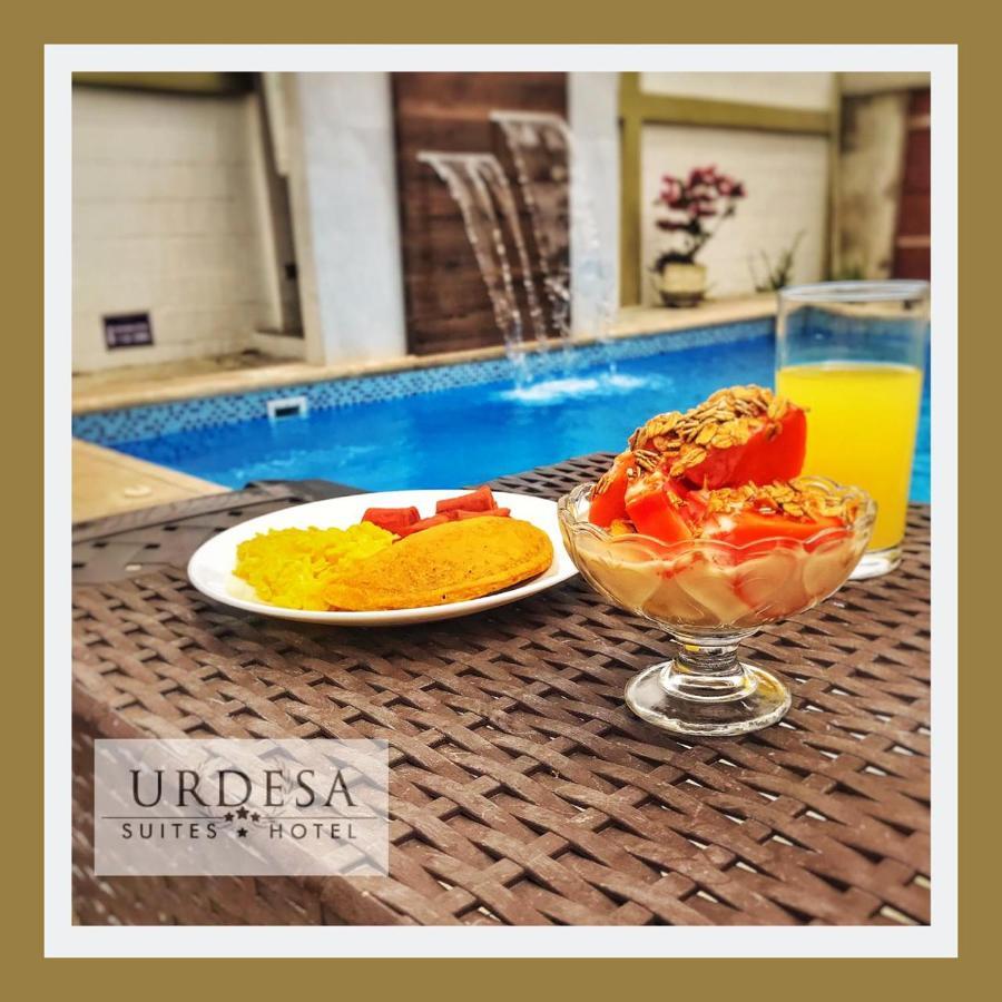 Urdesa Suites Hotel Guayaquil Bagian luar foto